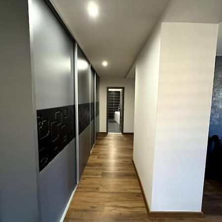 Modern Apartment In City Centre Banská Bystrica Exteriér fotografie